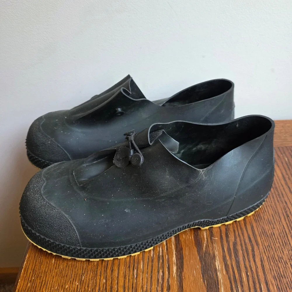 Servus Mens Black Rubber Overshoes Galoshes Yellow Sole Made in USA Large 11-13